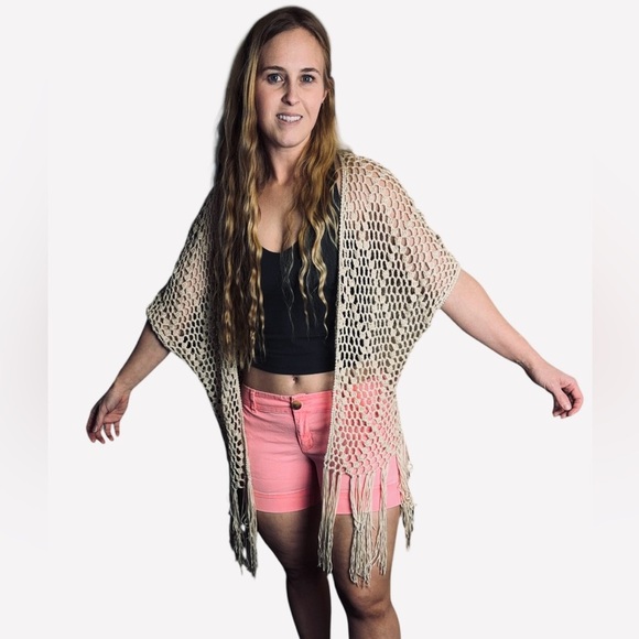 POL Ivory Crochet Knitwear - Picture 7 of 7